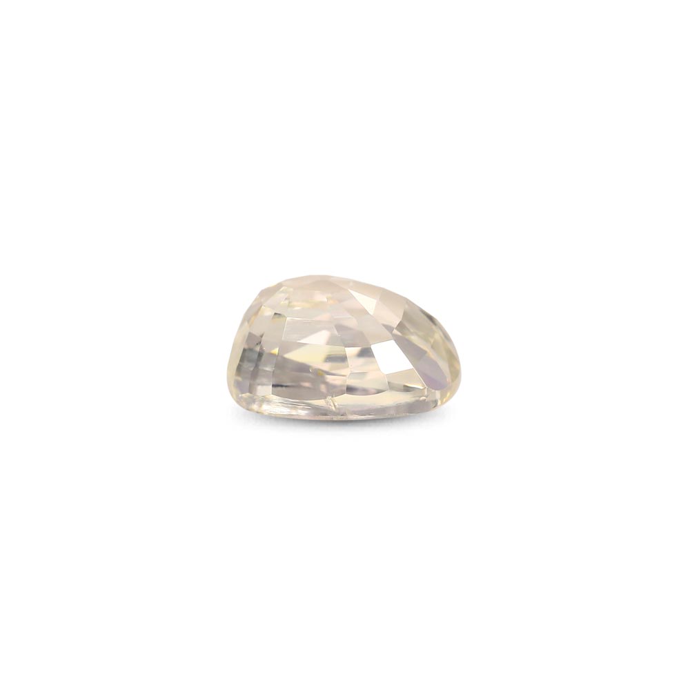 Yellow Sapphire - 3.88 Carat