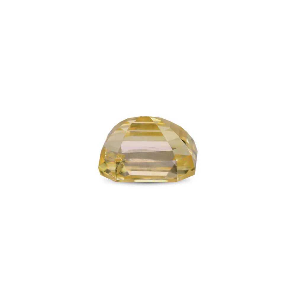 Yellow Sapphire - 3.94 Carat