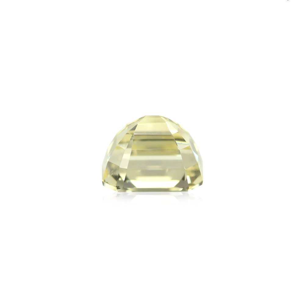 Yellow Sapphire - 5.66 Carat