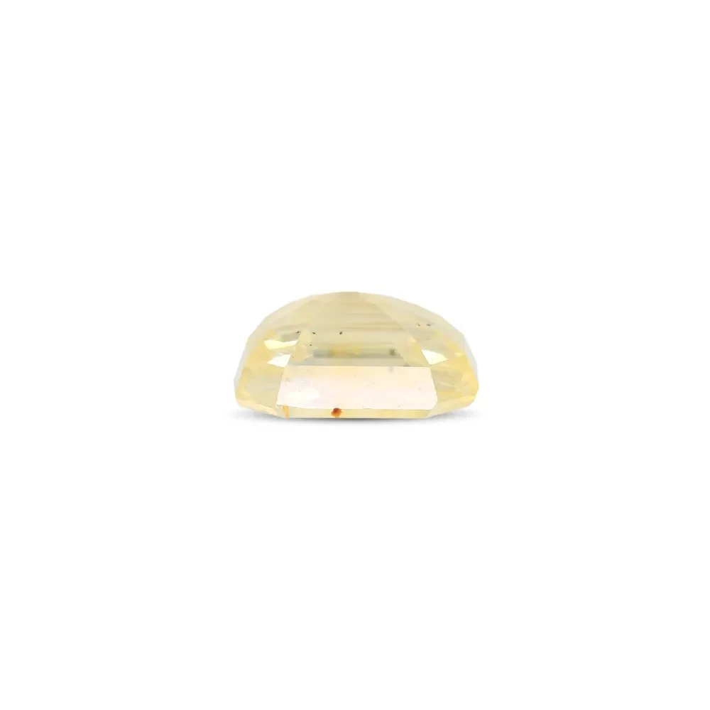 Yellow Sapphire (Pukhraj) - 4.4 Carat