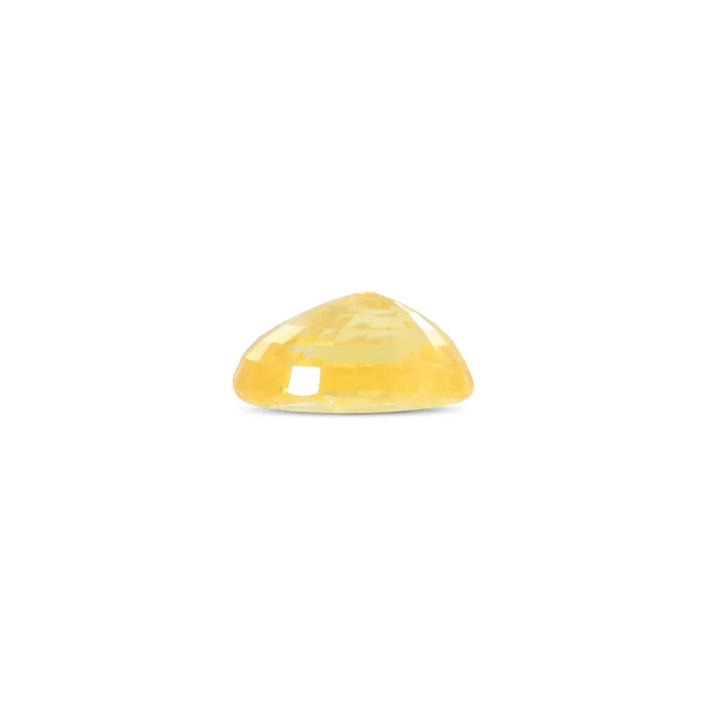 Yellow Sapphire (Pukhraj) - 6.54 Carat