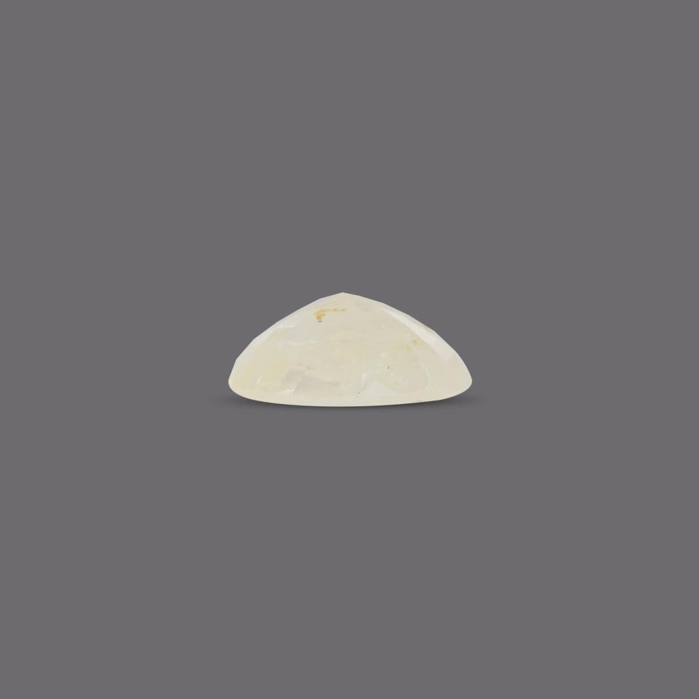 Yellow Sapphire (Pukhraj) - 7.7 Carat
