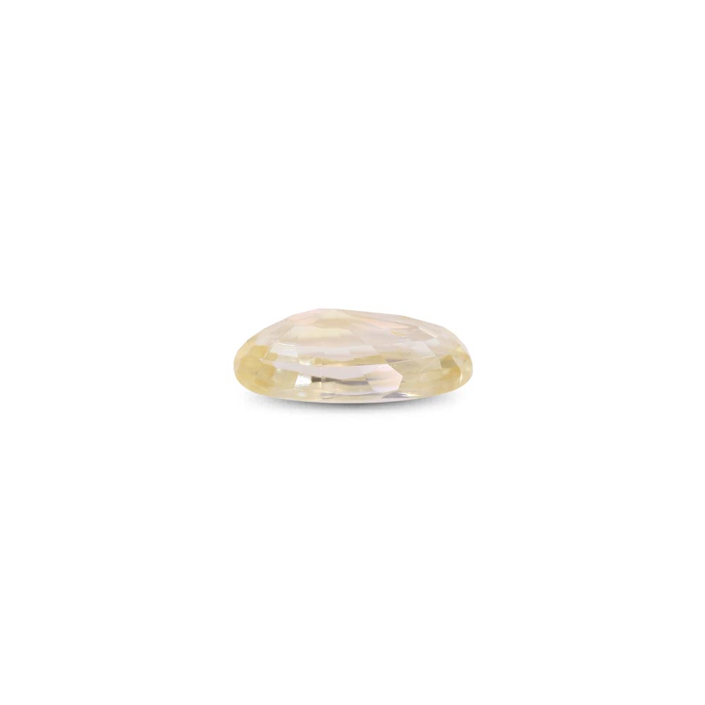 Yellow Sapphire - 3.74 Carat