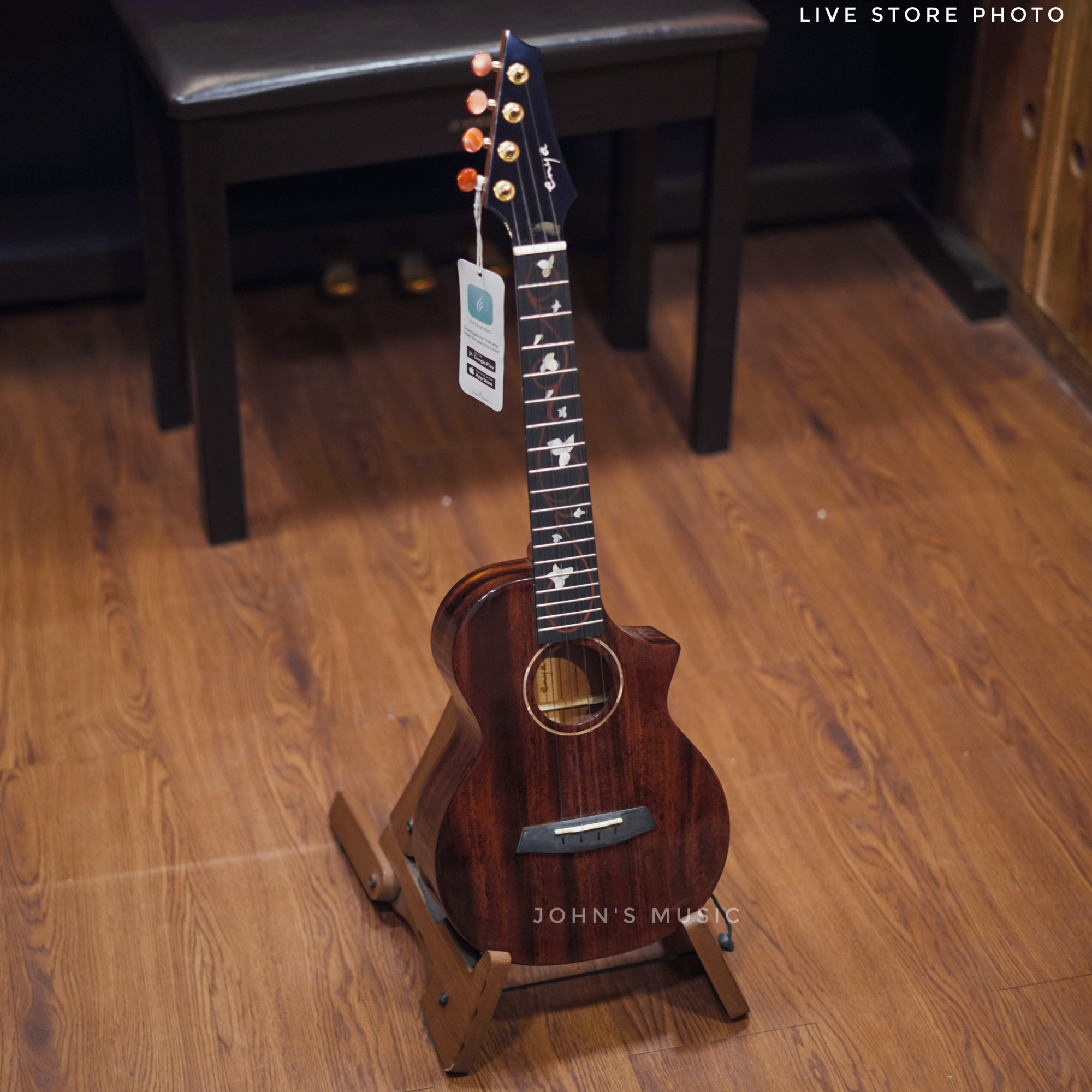 Enya EUC-M6 Solid Mahogany Concert Ukulele