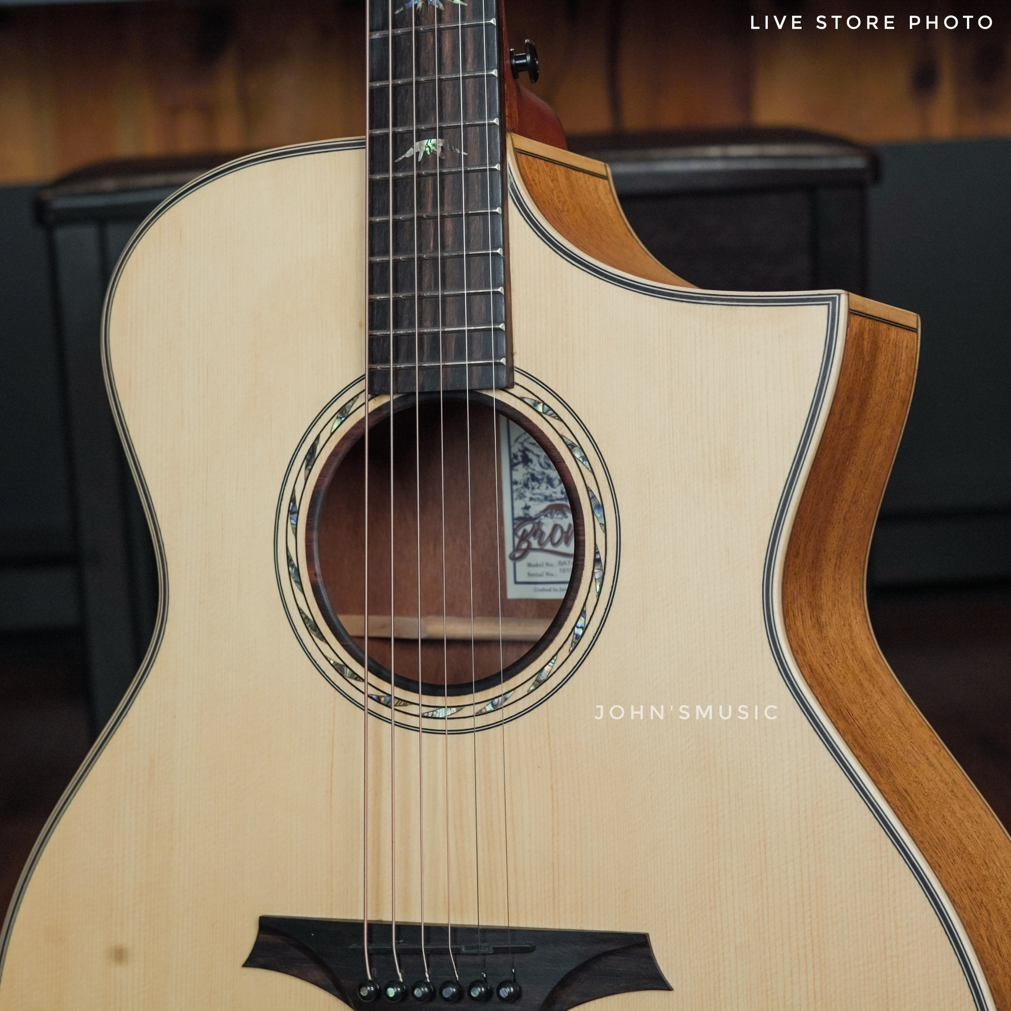 Bromo BAT4C Tahoma series Hillside Auditorium Acoustic Cutaway online in India at johnsmusicin at the lowest price Online price in India