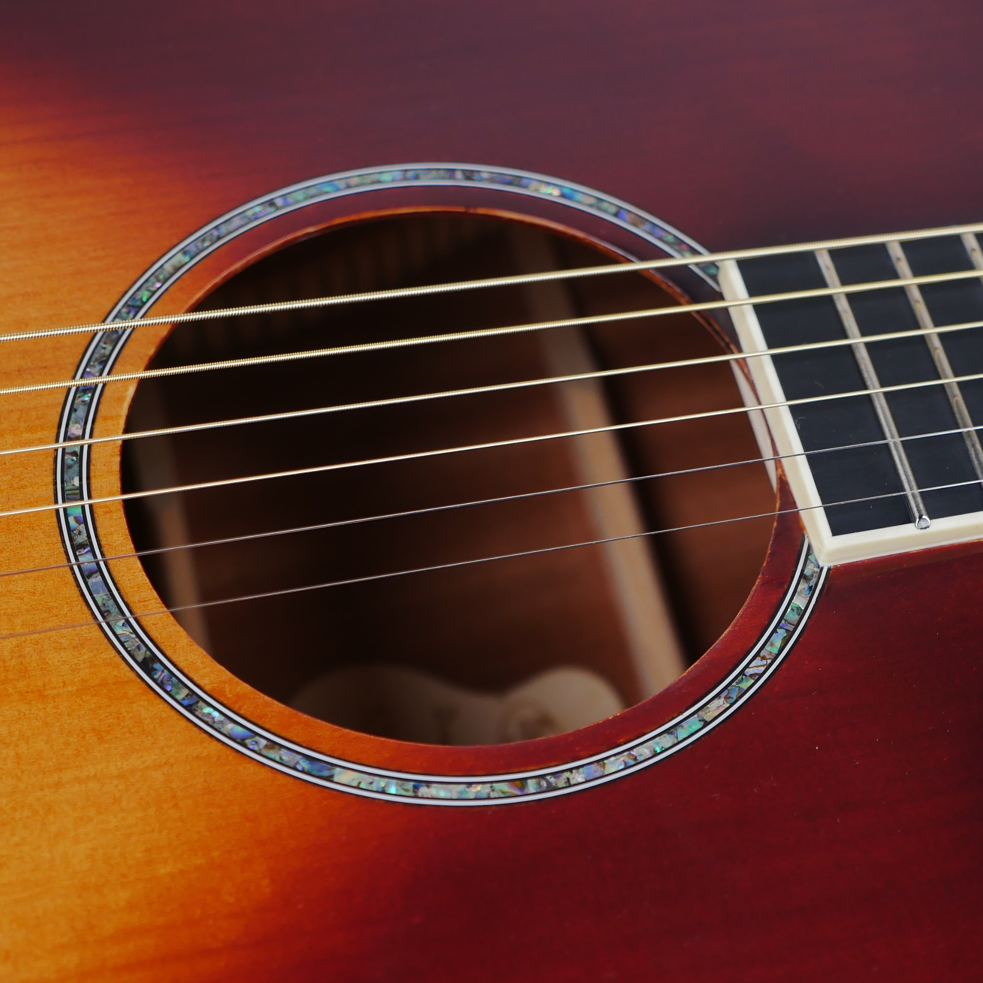 SQOE S340 FGCS Solid top Acoustic Guitar - Cherry Burst Gloss Online price in India