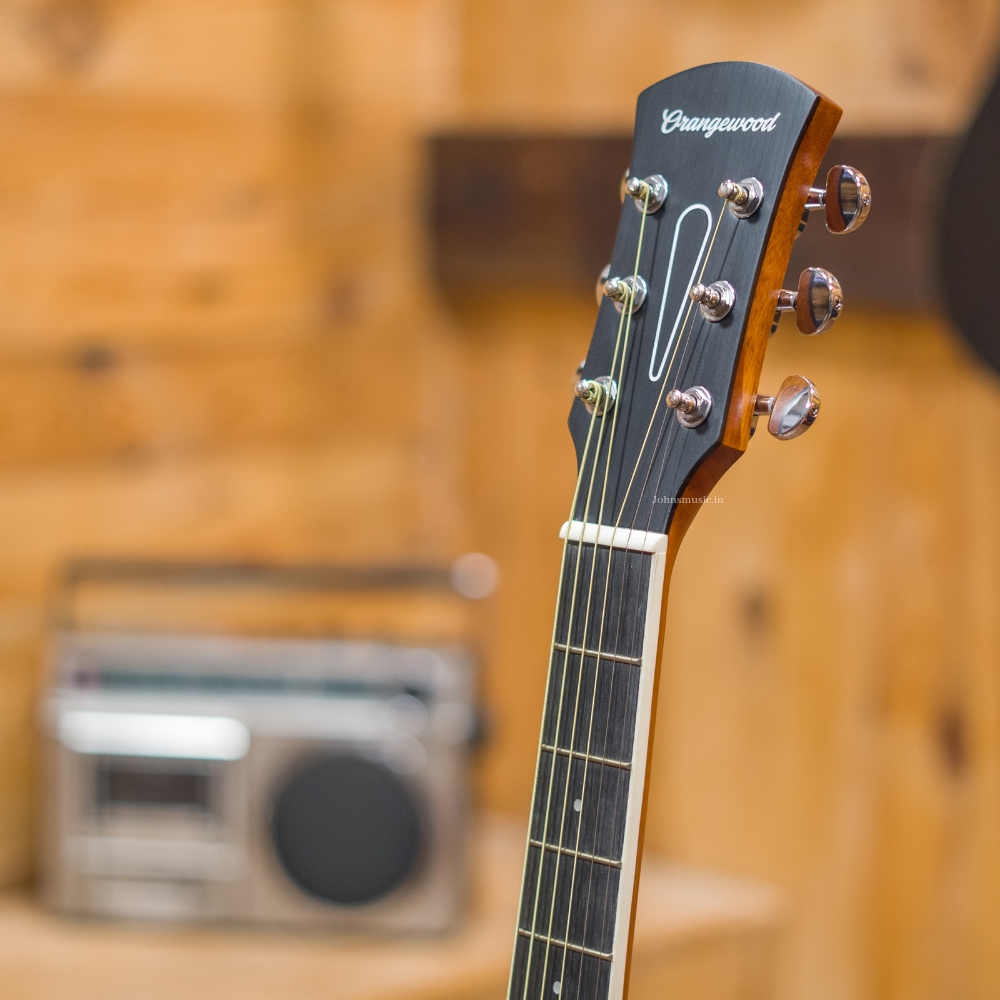 Buy Orangewood Manhattan beginner acoustic guitar online in India