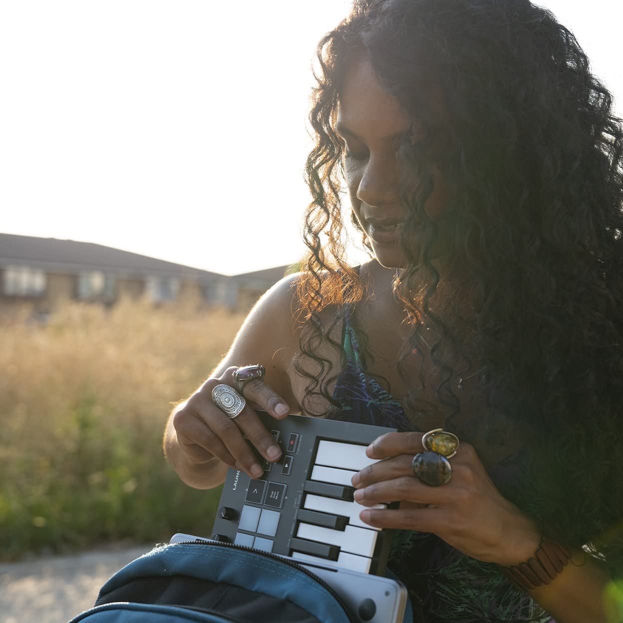 Novation Launchkey Mini mk3 25-key Keyboard Controller Online Price in India