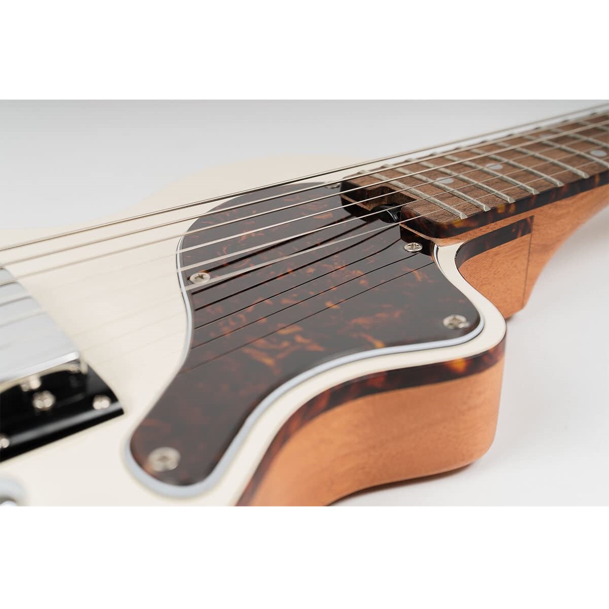 Blackstar Carry-On Deluxe Electric Guitar in White Online price in India