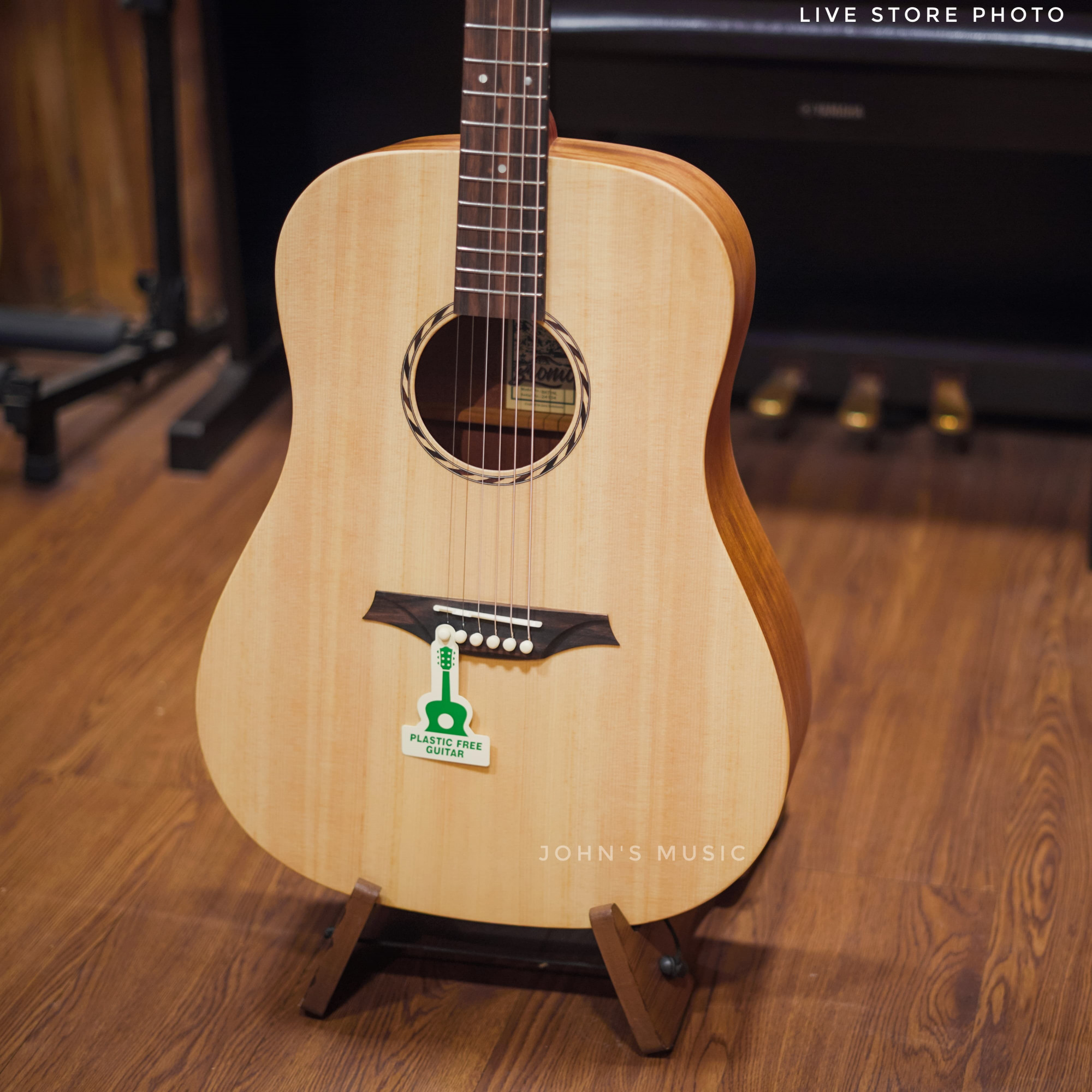 Bromo BAT1NL Left handed Solid Top Dreadnought Acoustic Guitar online in India at johnsmusicin at the lowest price Online price in India