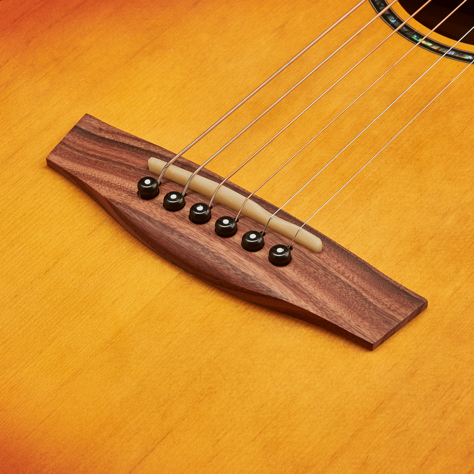 Hex P300HBG HoneyBurst Sting Series Acoustic Guitar Online price in India