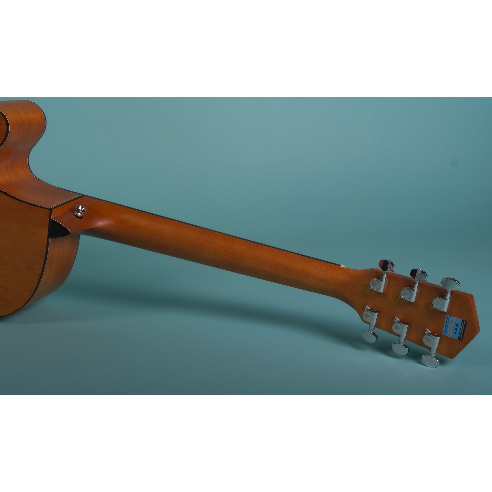 Mantic GT10AC -E Solid Top Semi- Acoustic Guitar with Fishman ElectronicsMantic GT10AC -E Solid Top Semi- Acoustic Guitar with Fishman ElectronicsMantic GT10AC -E Solid Top Semi- Acoustic Guitar with