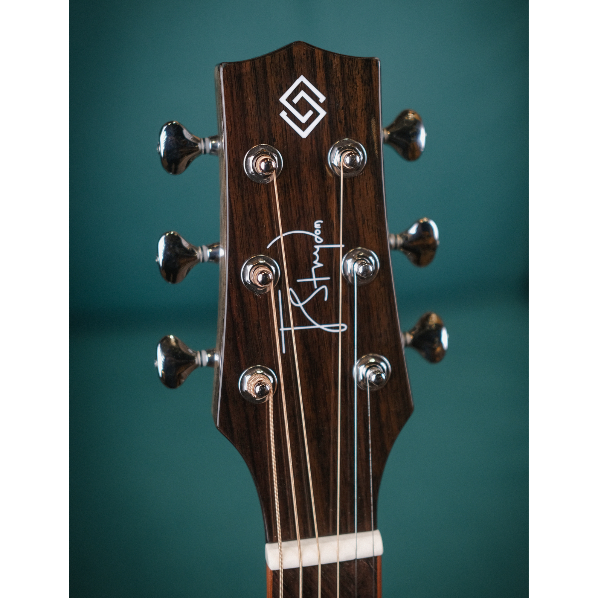 Strydom Performance P141C GA NM - Grand Auditorium shape Online price in India