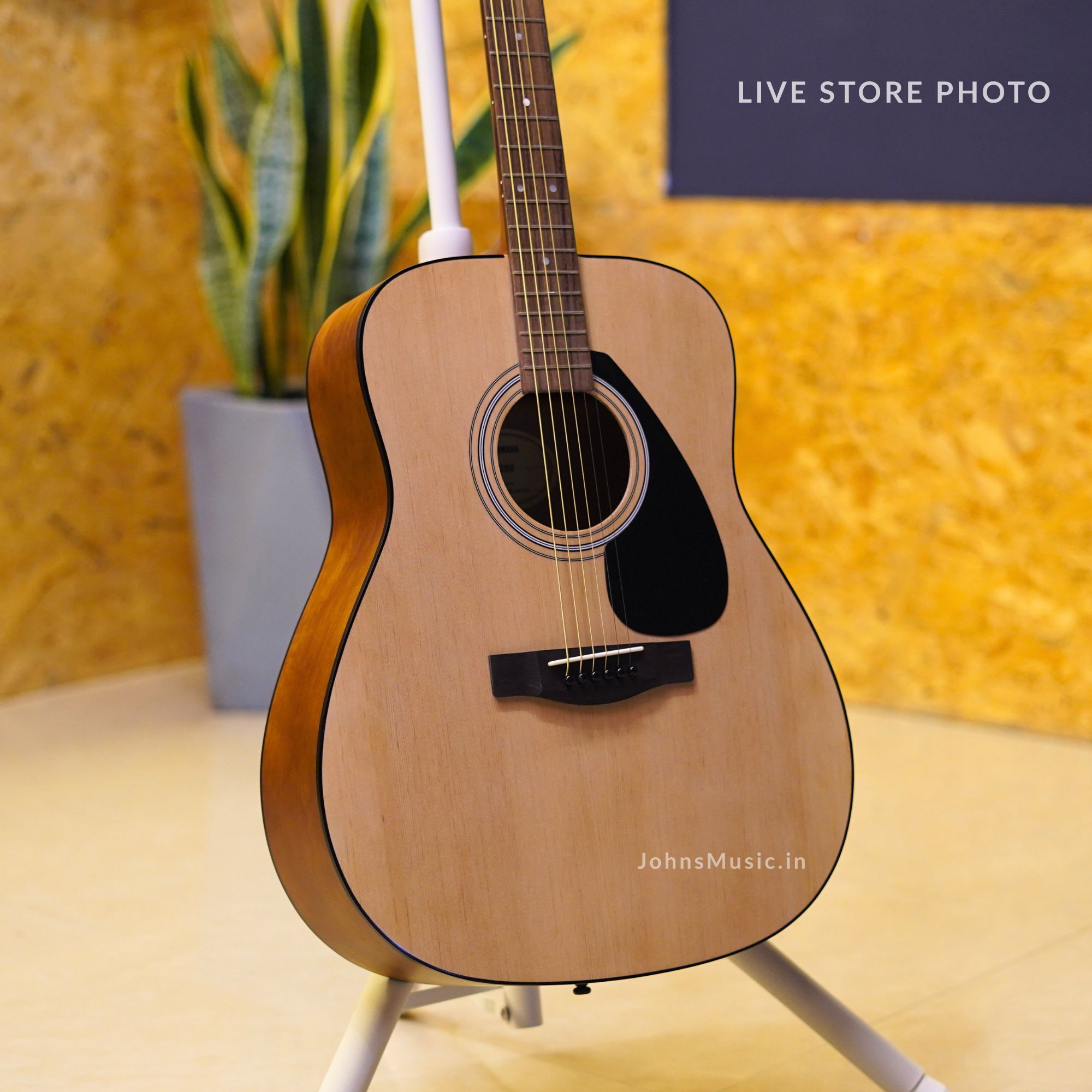 yamaha F280 Natural Online price in India best beginner guitar