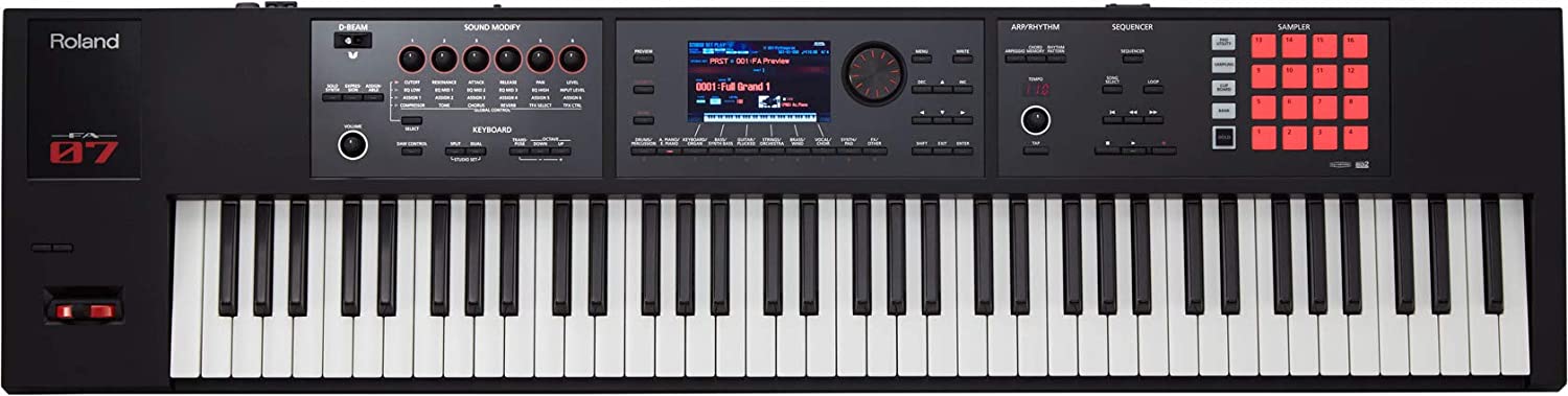 Roland FA07 workstation