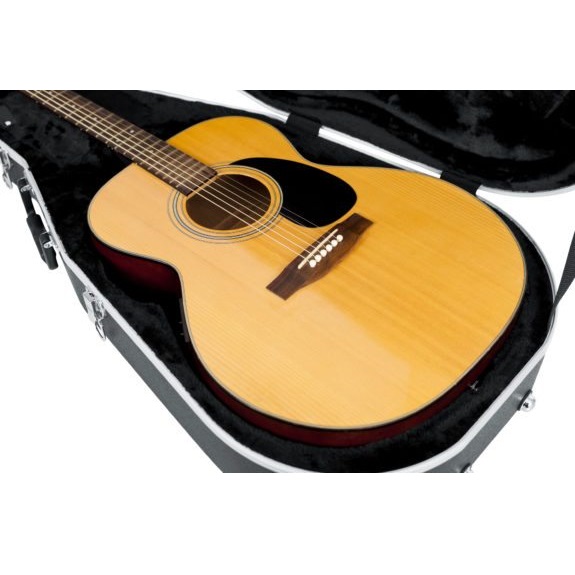 Gator Dreadnought Guitar Case