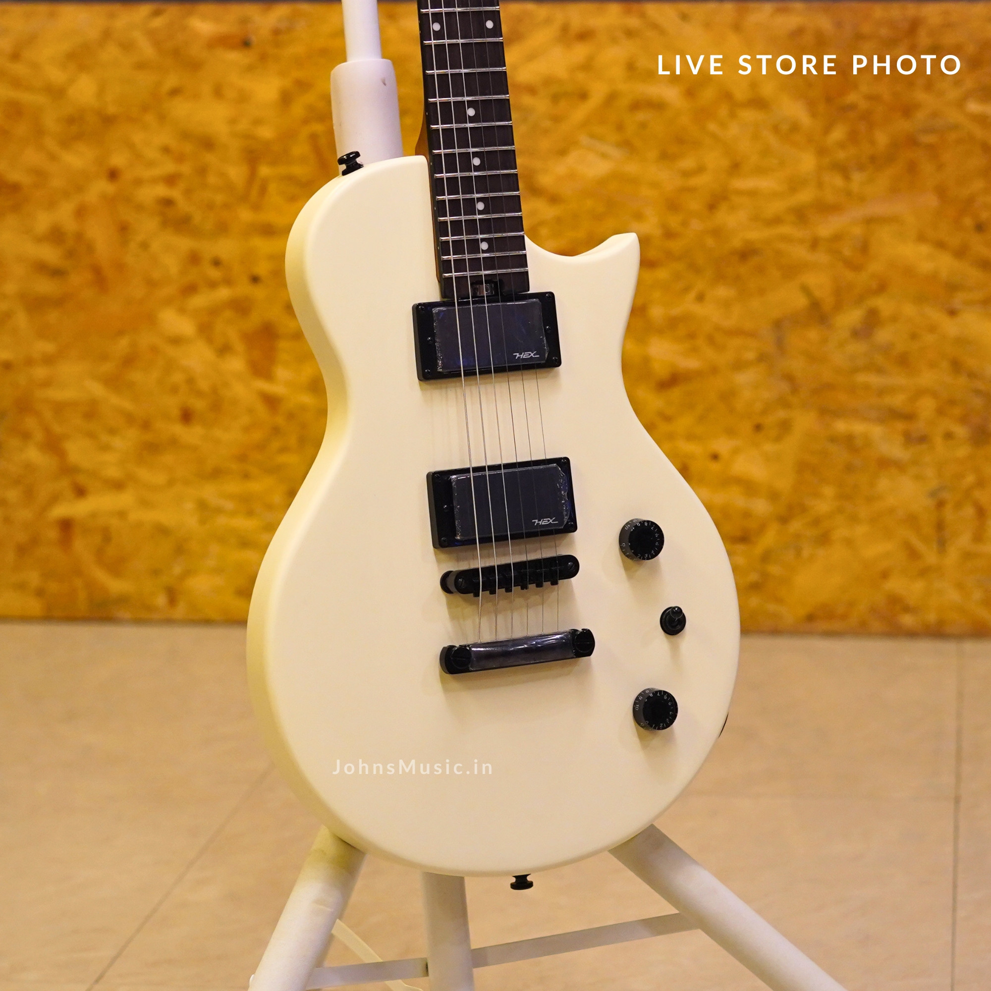 H100 beginner electric les Paul guitar in india