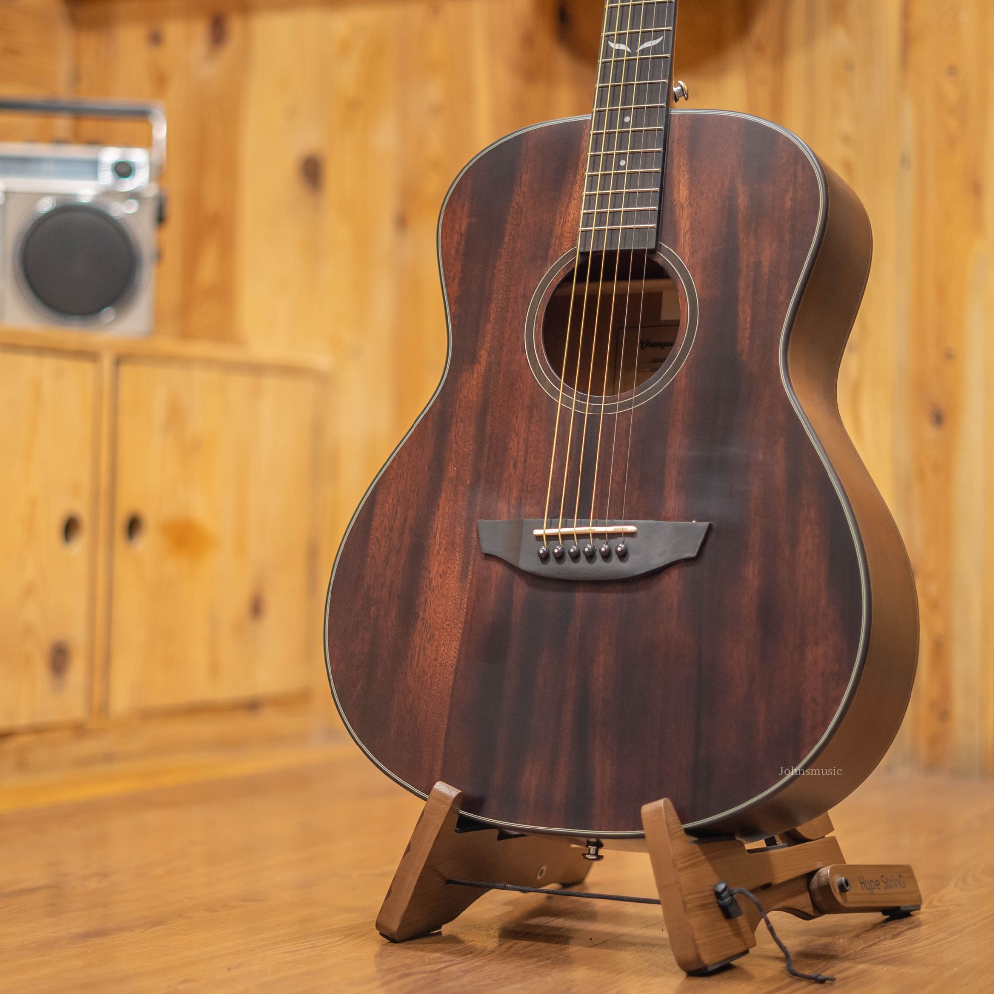 Orangewood Oliver Mahogany Acoustic Guitar Online price in India