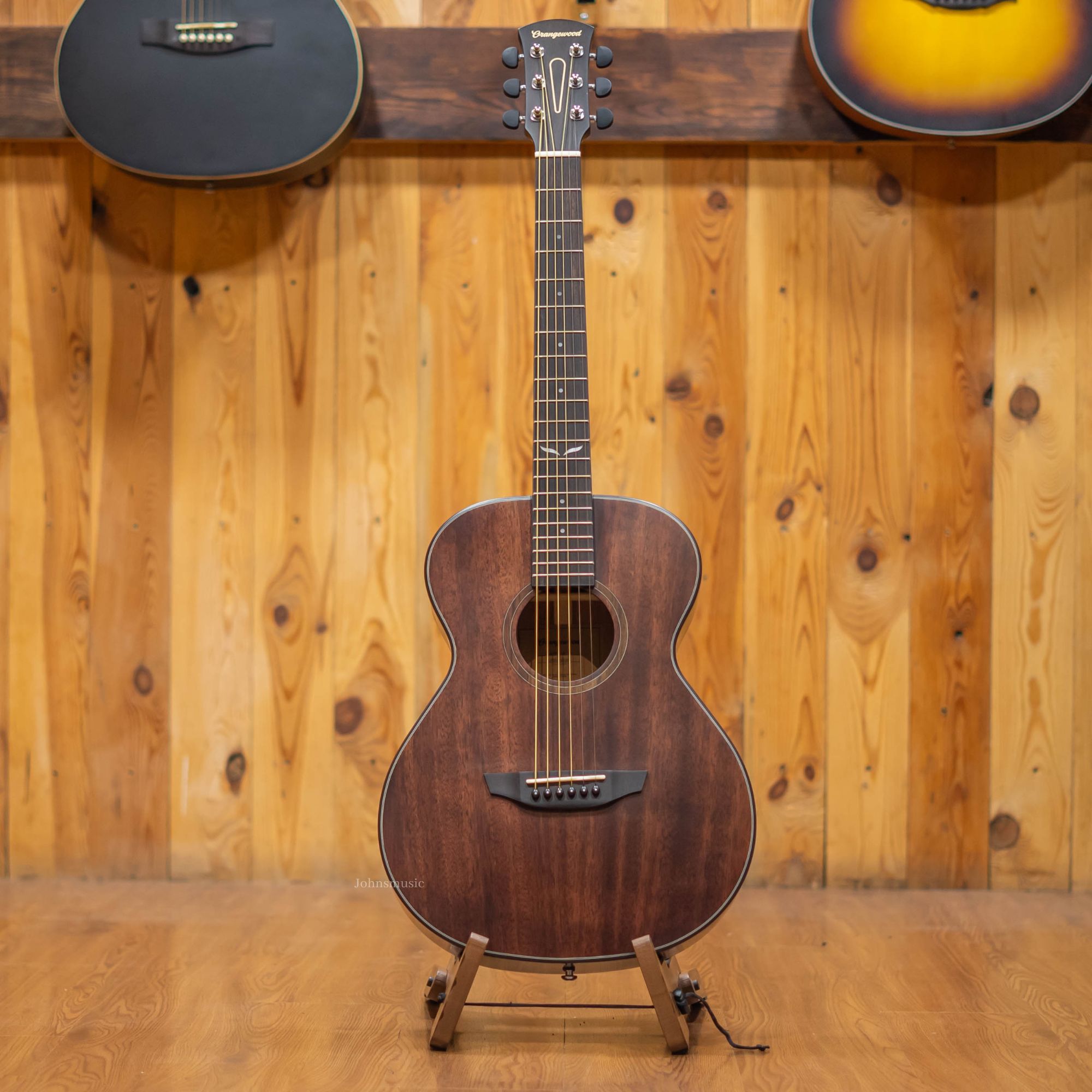 Orangewood Oliver Jr Mahogany Mini Grand Concert Acoustic Guitar Online price in India