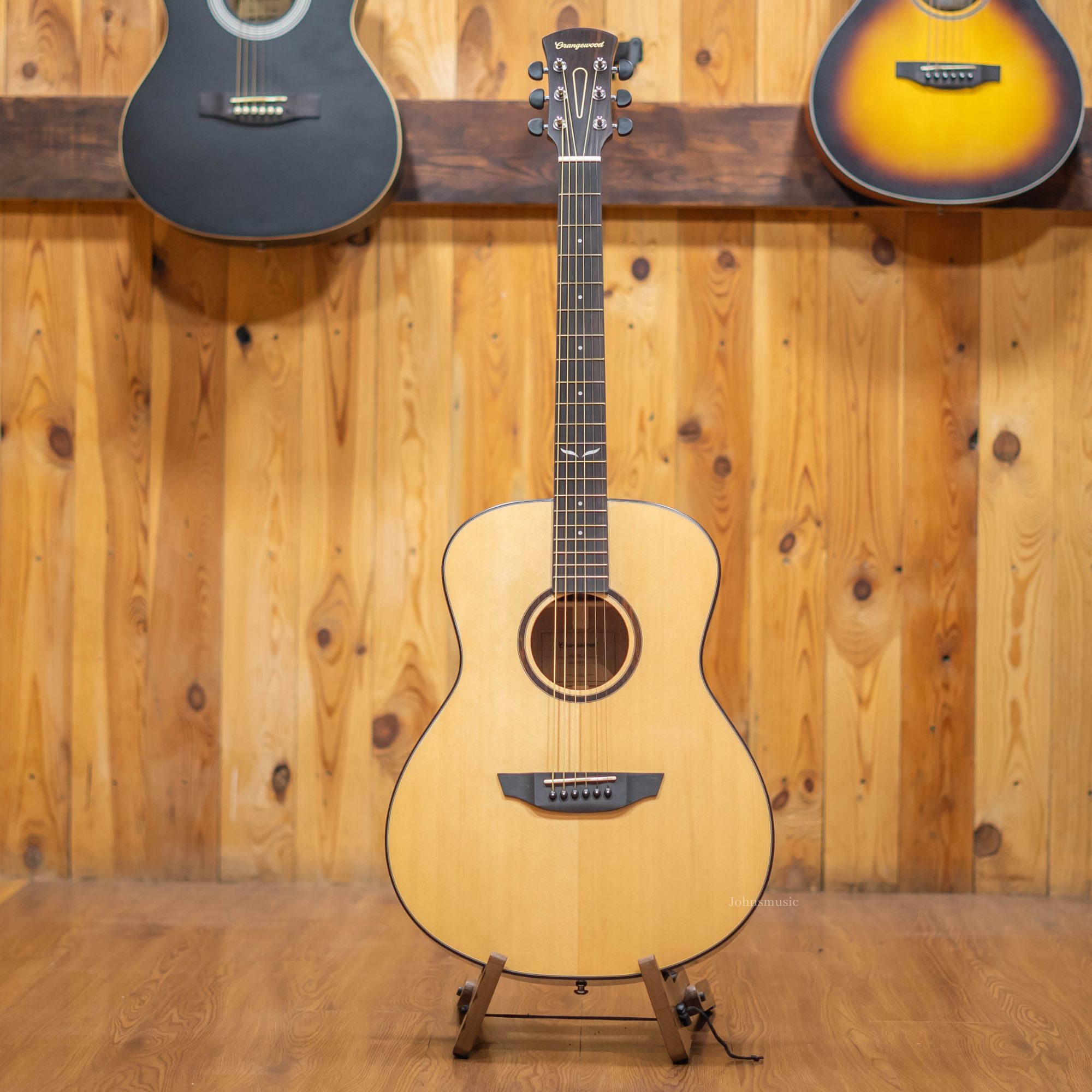 Orangewood Oliver Spruce Acoustic Guitar Online price in India