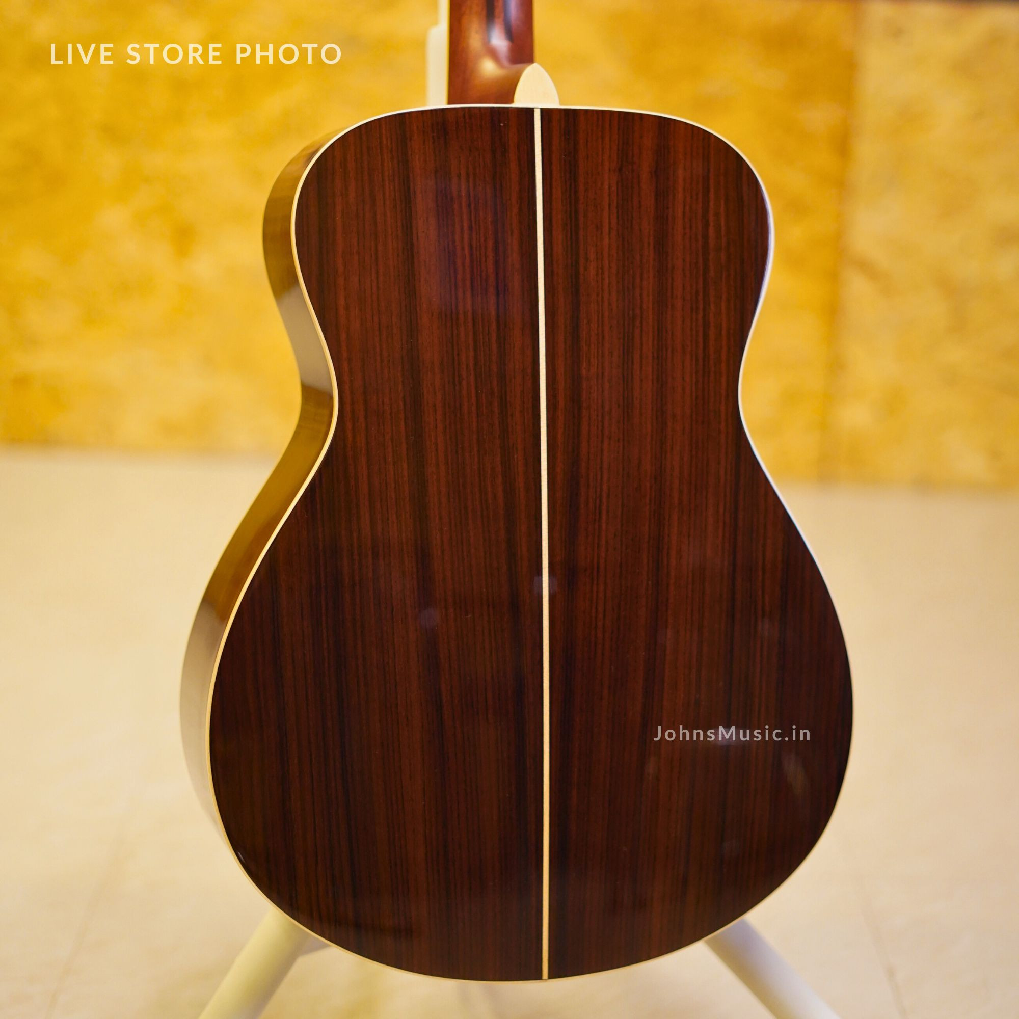 Yamaha LS16 the best all solid acoustic guitar in India