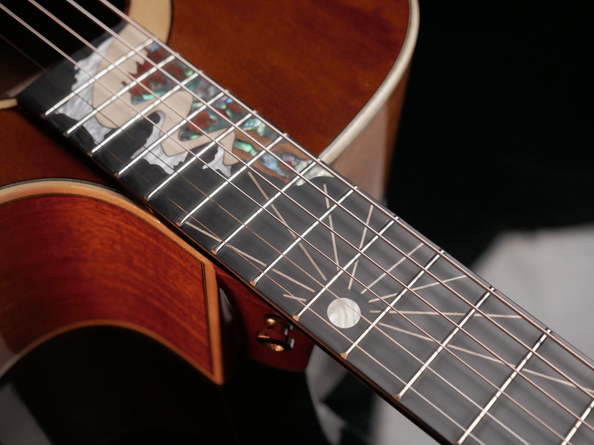 SQOE SQ-PFZL-FG Solid spruce top Acoustic Guitar Vintage Cherry red gloss online in India at johnsmusicin at the lowest price Online price in India