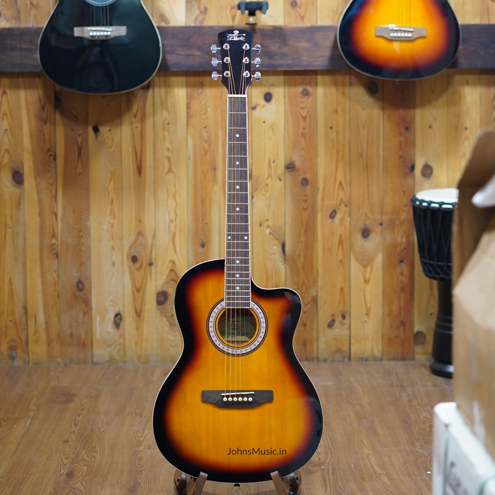 Pluto 39 inch medium beginner guitar price online in India