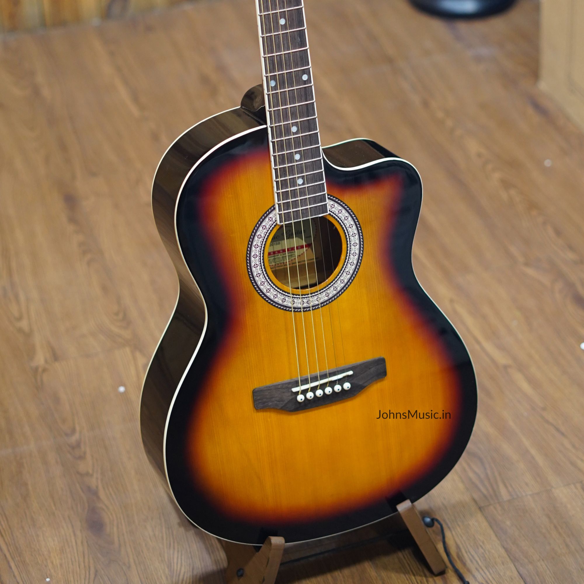 Pluto 39 inch medium beginner guitar price online in India