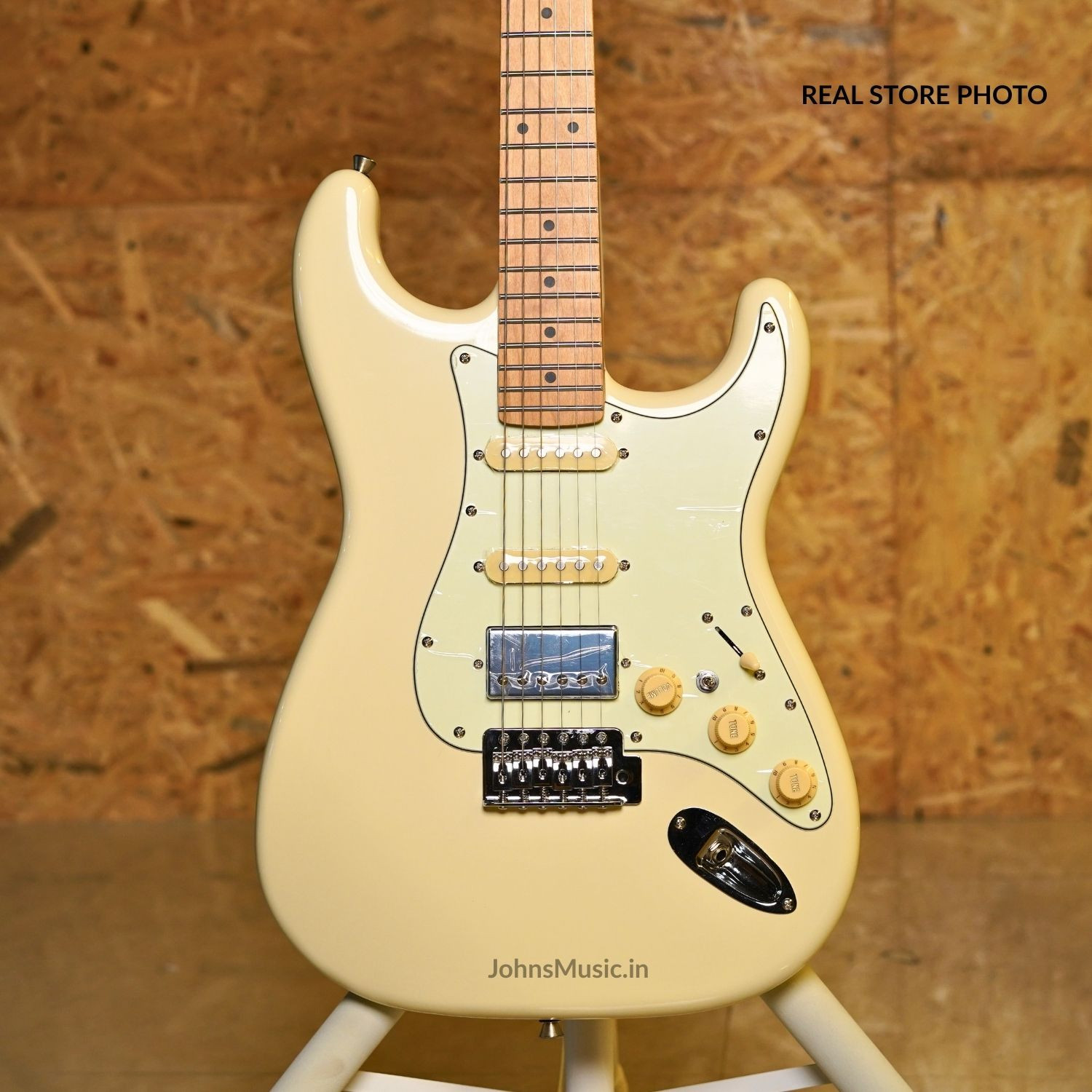 sest600 white electric guitar in india