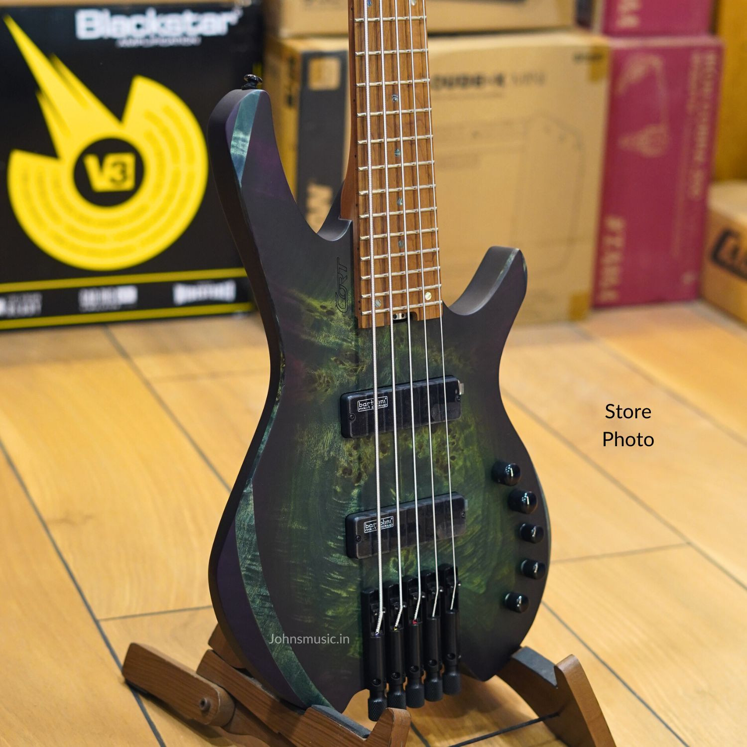 Cort Space 5 bass in India