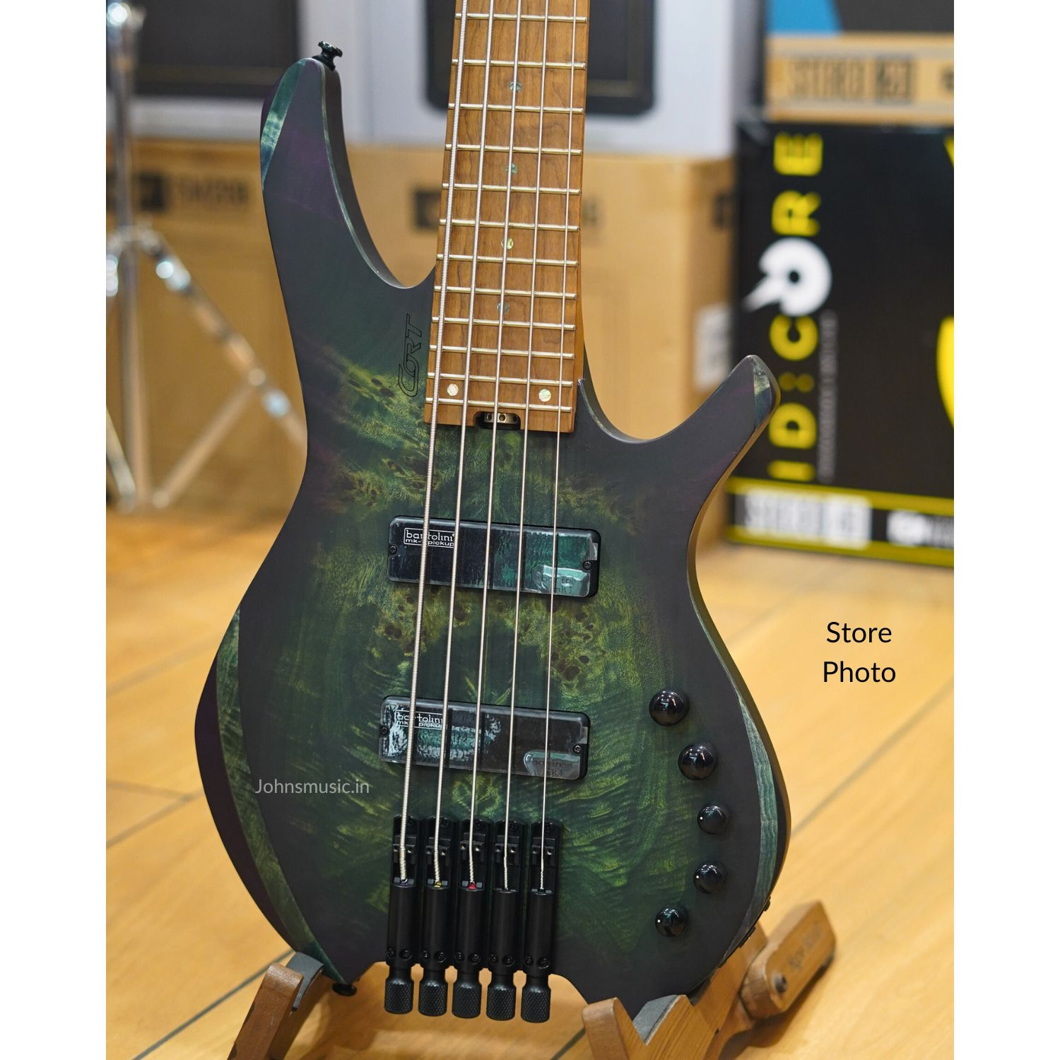 Cort Space 5 bass in India