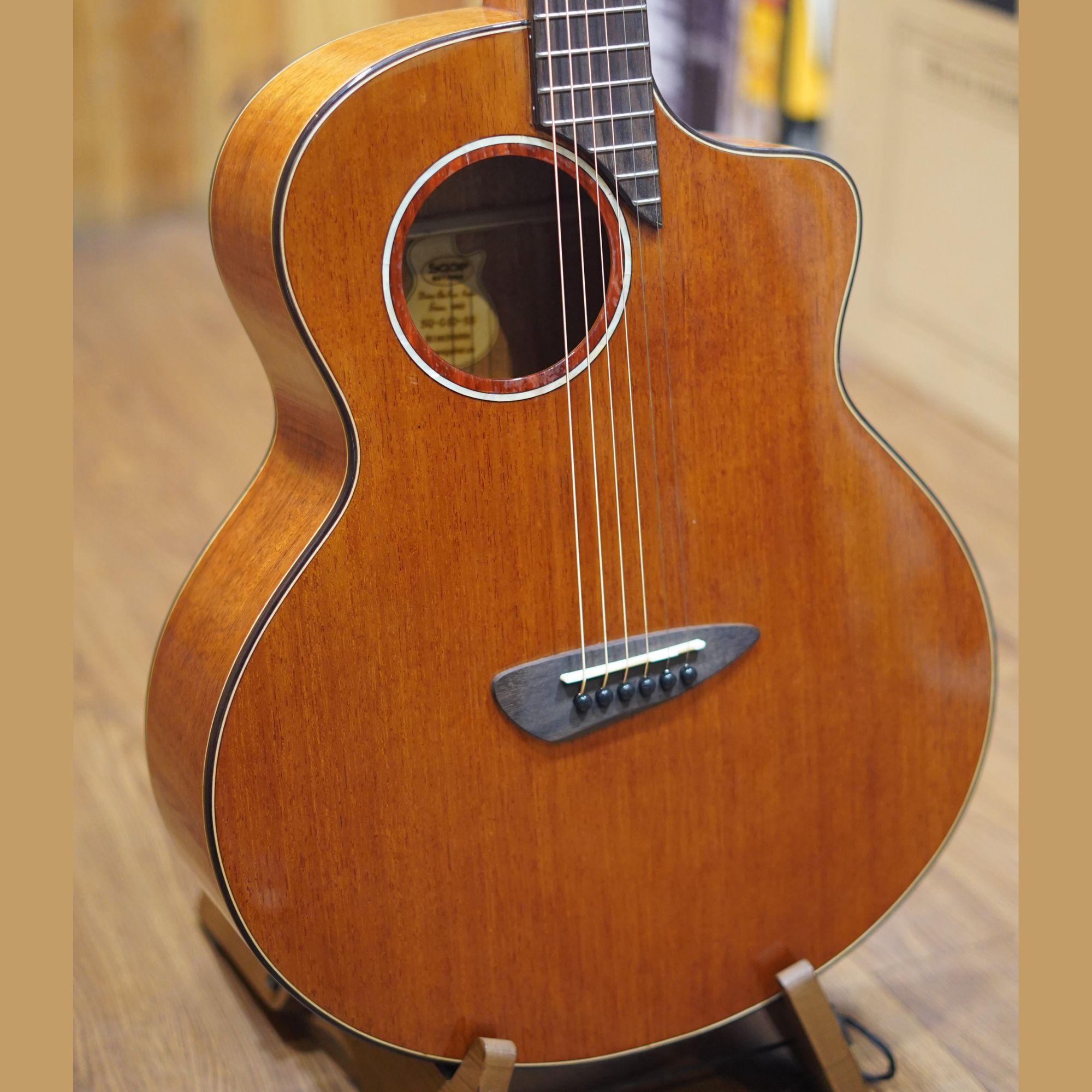 SQOE SQ-G40 Solid mahogany top Acoustic guitar - Natural gloss Online price in India