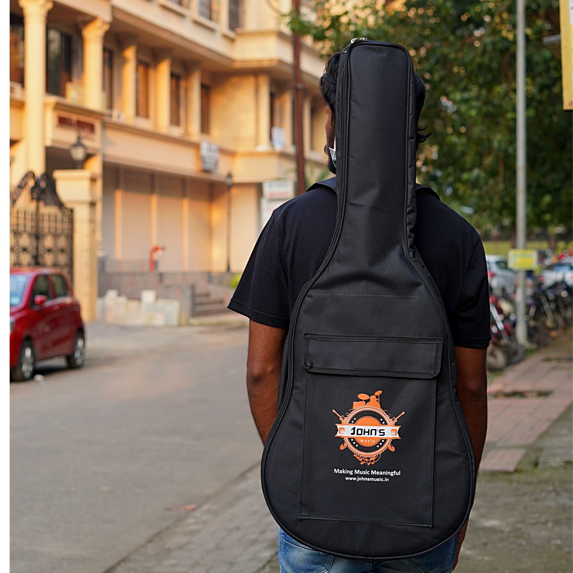 Padded case for travel and parlor guitar online price in India like Kepma ES36 and Mantic BG1 BG2