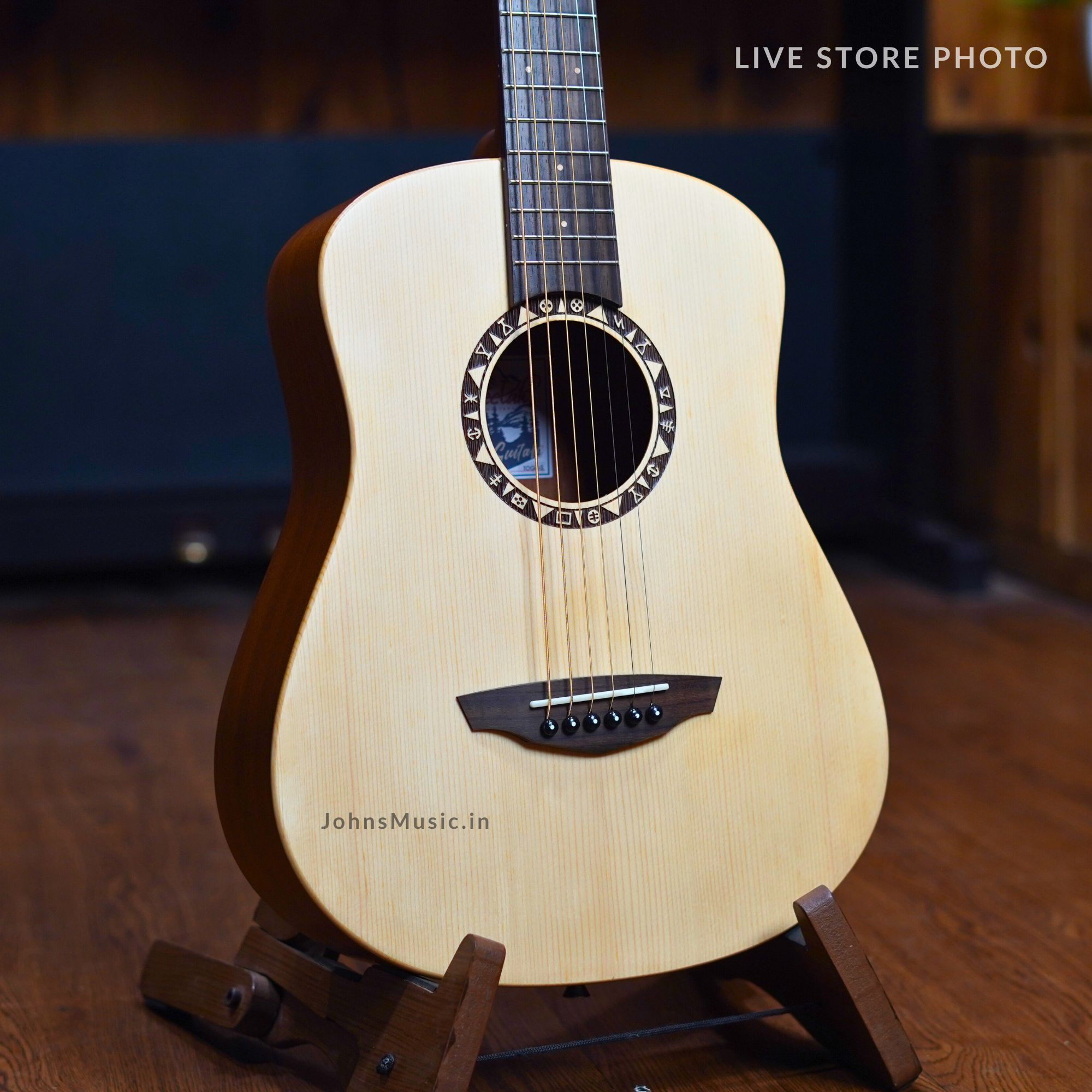 Veelah TOGO-S Solid Spruce Acoustic Travel Guitar online in India at johnsmusicin at the lowest price Online price in India