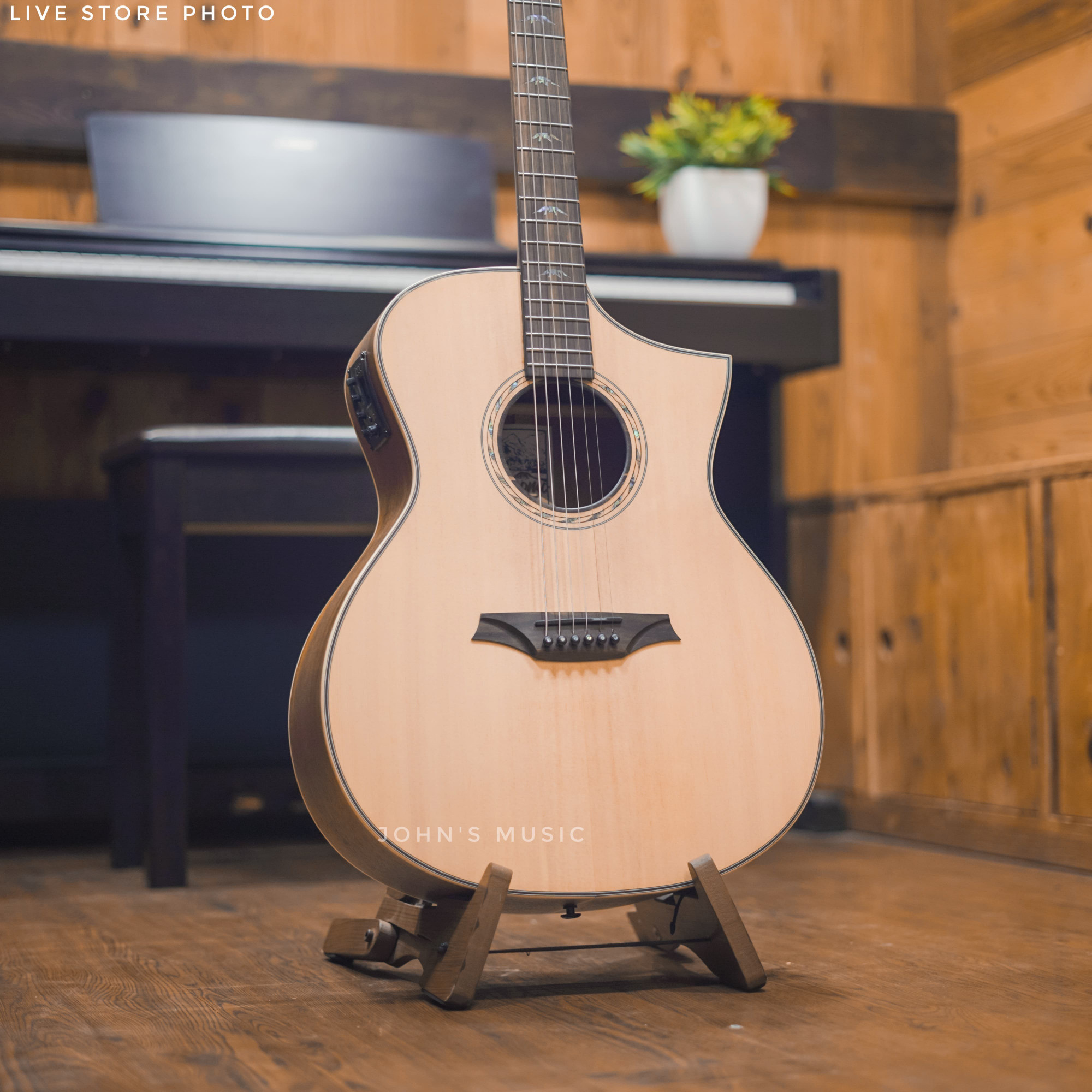 Bromo Bat4ce online price in India