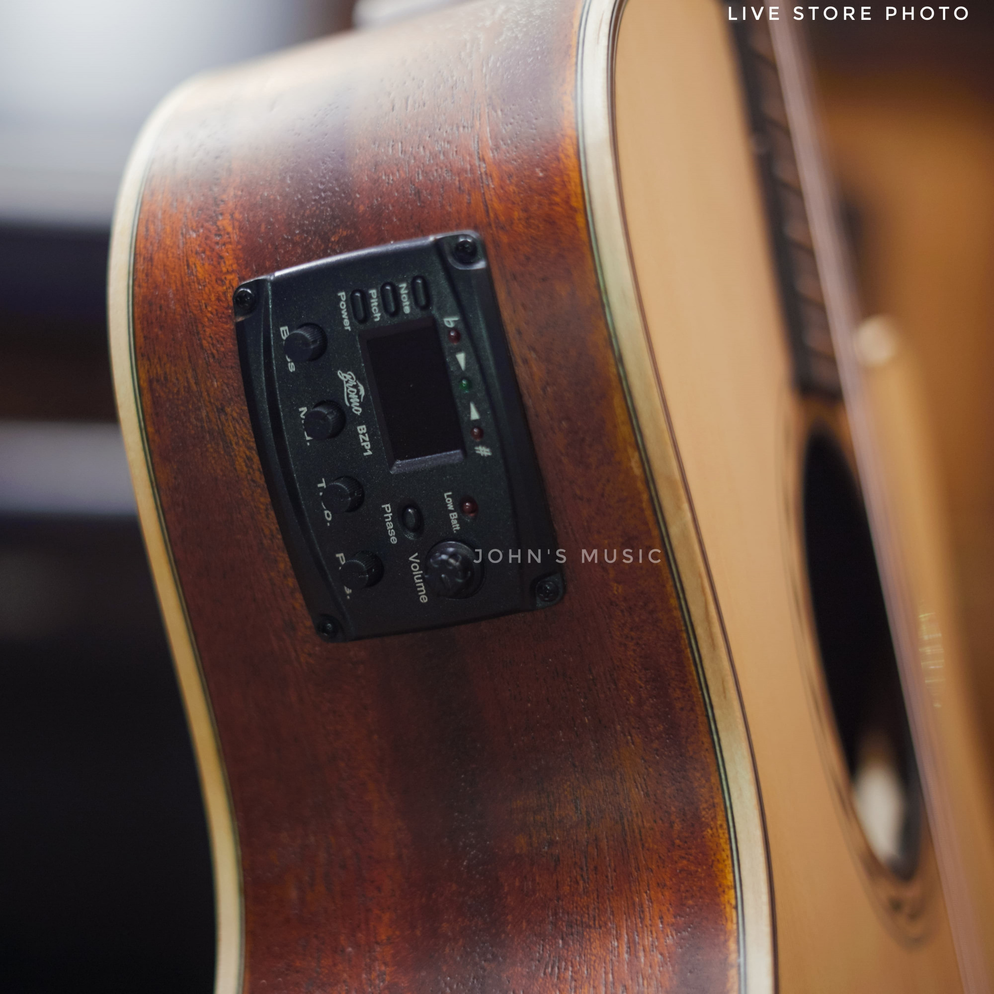 Bromo BAT2ce electro acoustic guitar online price in India