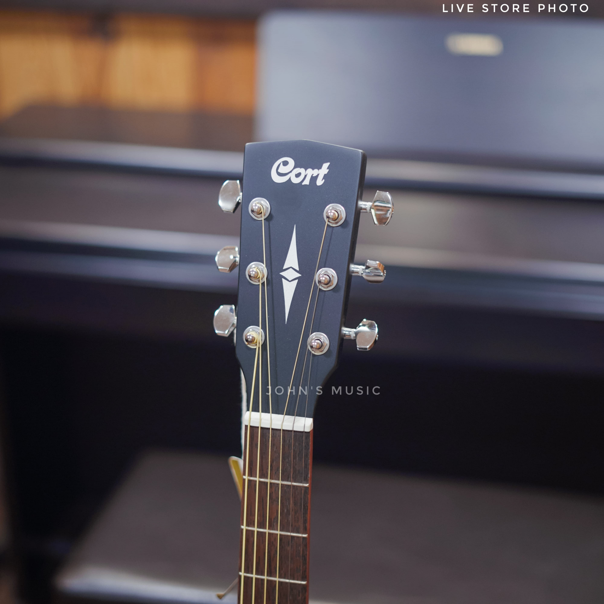 Cort AD810 BKS online price in india