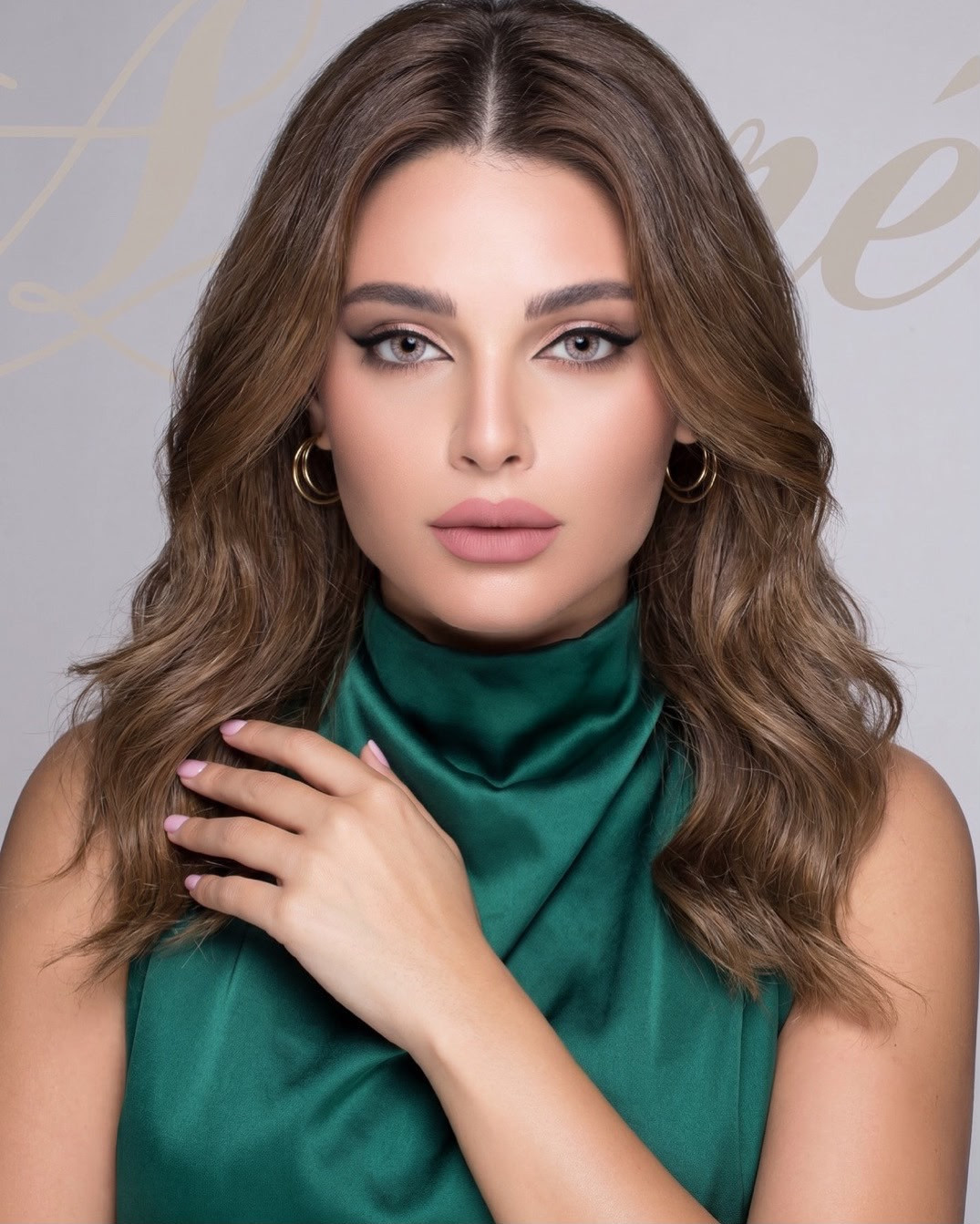 Amore hazel