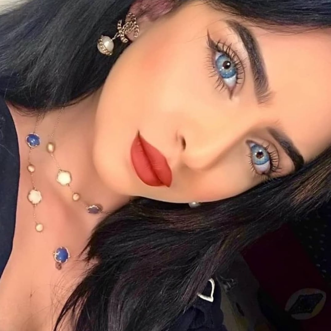 Lumiere blue