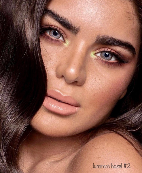 Lumiere hazel