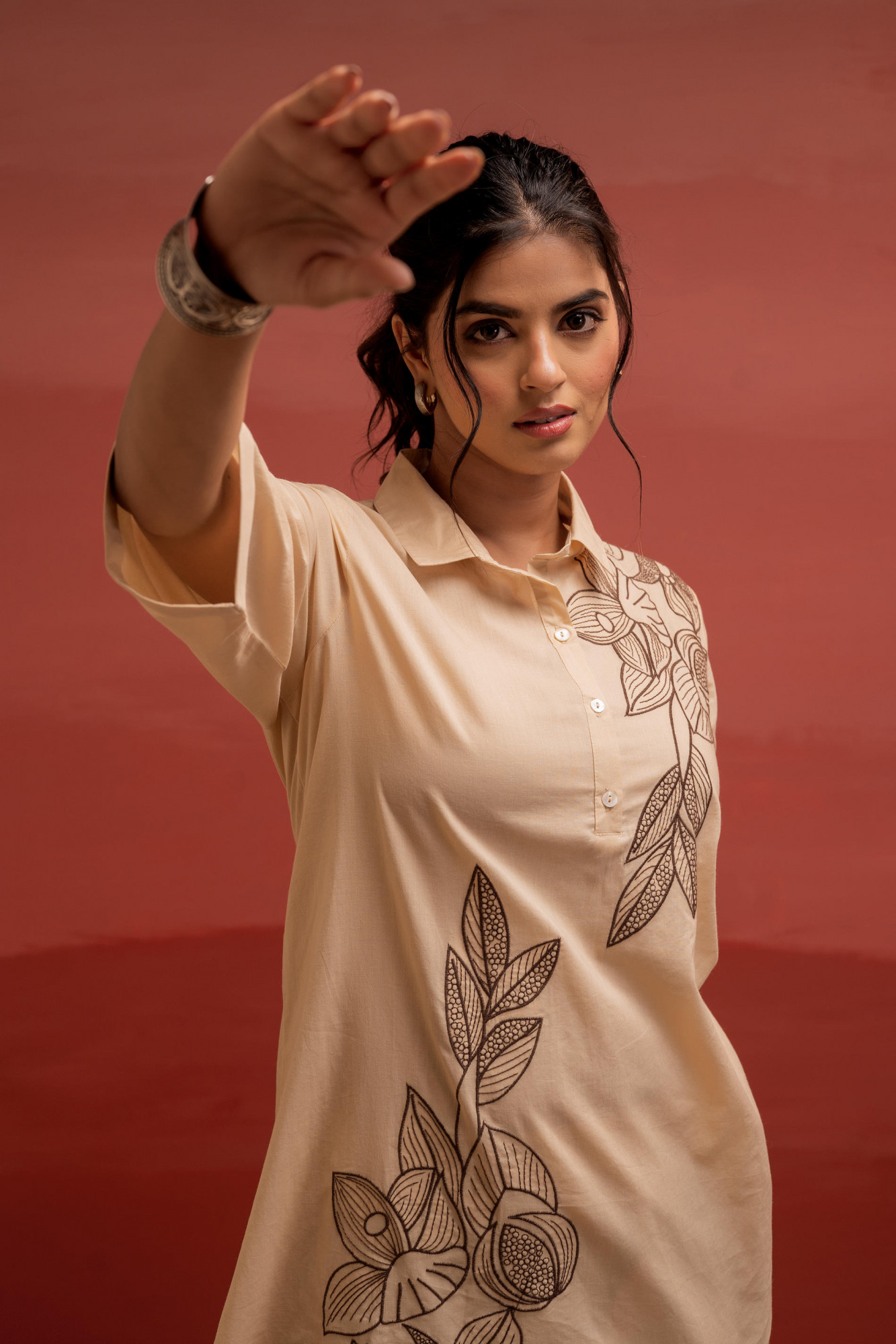 Beige Solid Cotton Shirt and Pants Co-ord Set with Thread Work