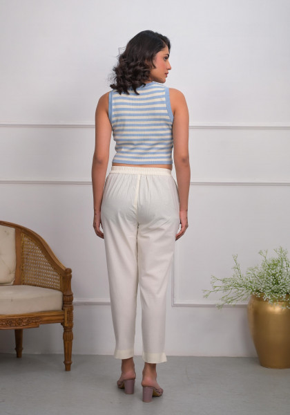 Off White Solid Cotton Pants With Partially Elasticated Waistband And Two Side Pockets