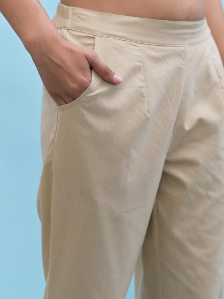 Juniper Women Beige Solid Cotton Pants With Partially Elasticated Waistband And Two Side Pockets