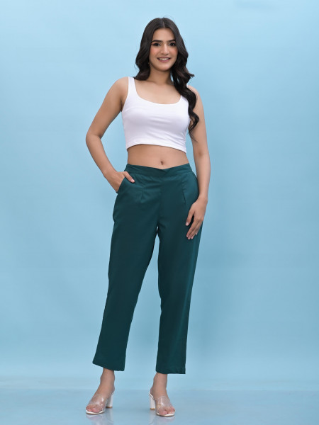 Juniper Women Green Solid Cotton Pants With Partially Elasticated Waistband And Two Side Pockets