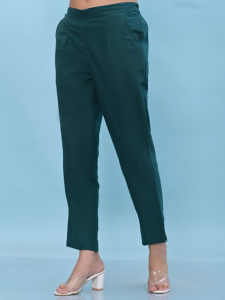 Juniper Women Green Solid Cotton Pants With Partially Elasticated Waistband And Two Side Pockets