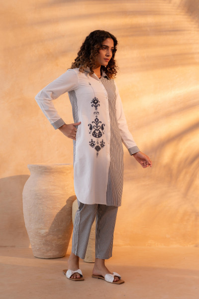 Black & White Divide Embroidered Panel Kurta Set