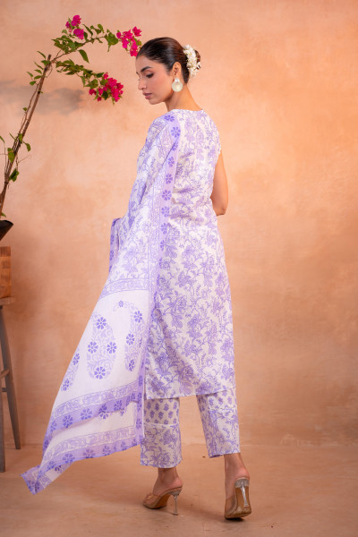 Lavender Whisper Floral Kurta Pant And Dupatta Set