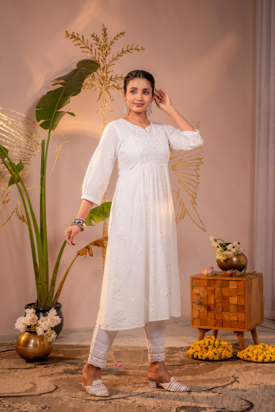 Cotton White  Embroidered Kurta