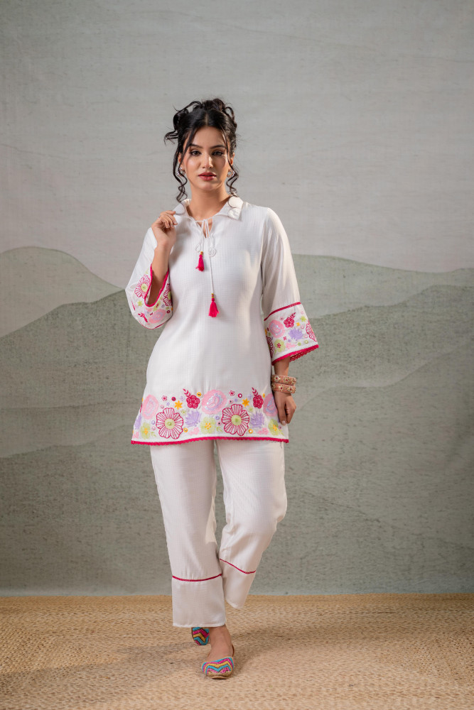 White Bloom Tassel Kurta Co-Ord