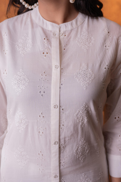 Off-White Chikankari Kurta